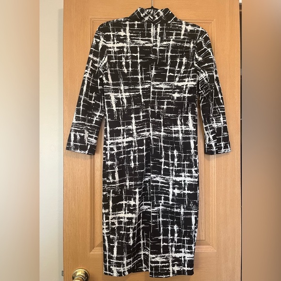 Angeleye London Black and White Mod Print Dress - Picture 7 of 13